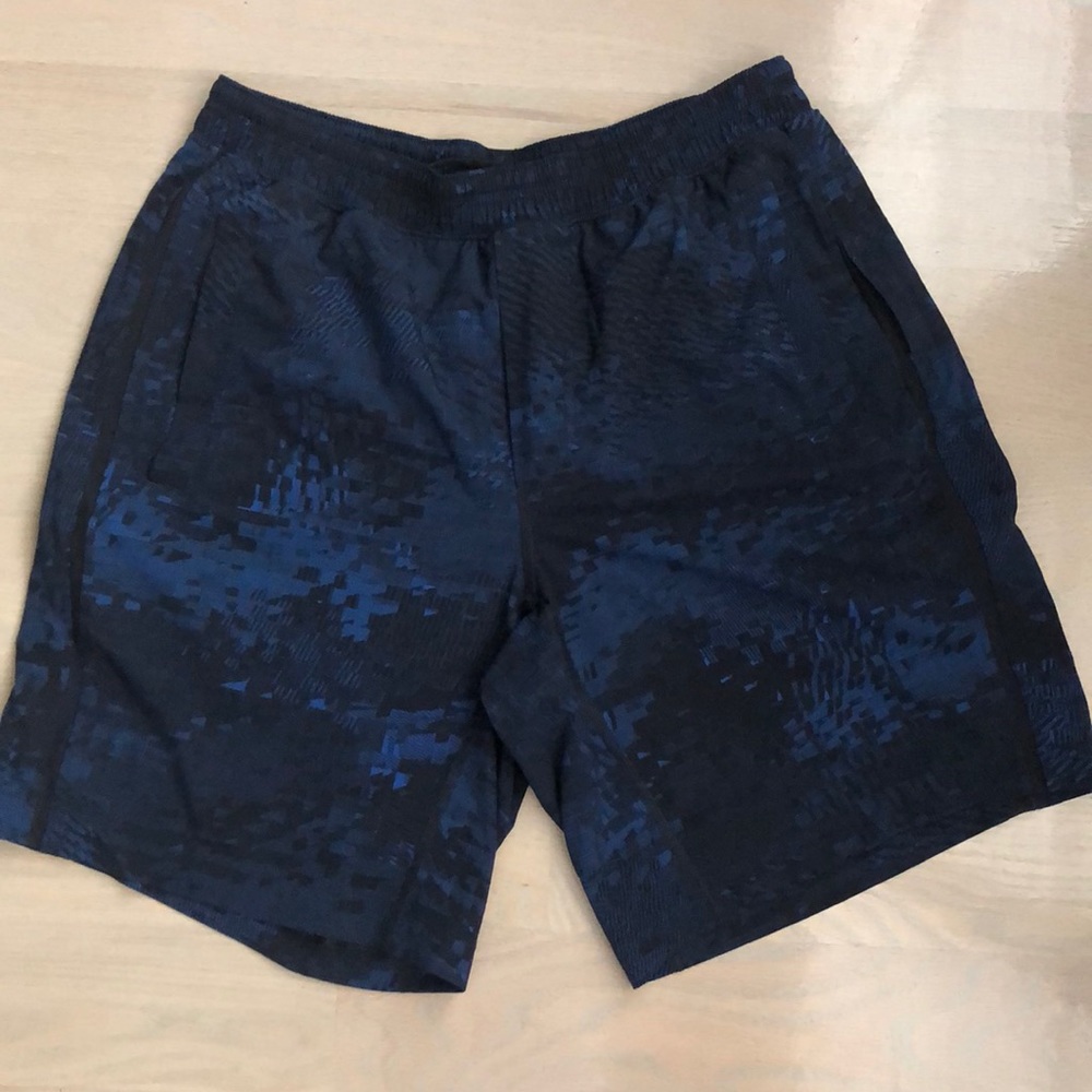 Lululemon men’s shorts